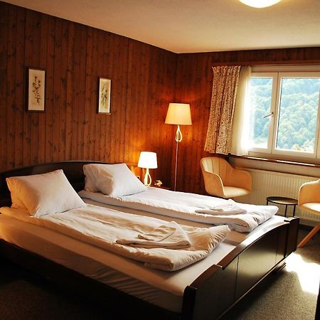 Rooms With Private Bathrooms Saas im Prattigau Exterior foto