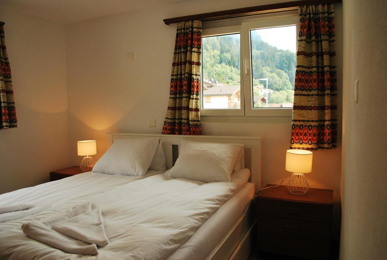 Rooms With Private Bathrooms Saas im Prattigau Exterior foto