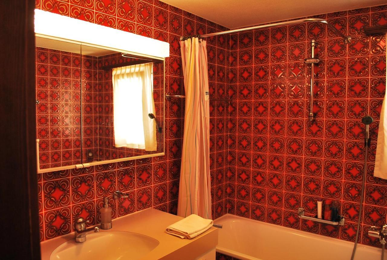 Rooms With Private Bathrooms Saas im Prattigau Exterior foto