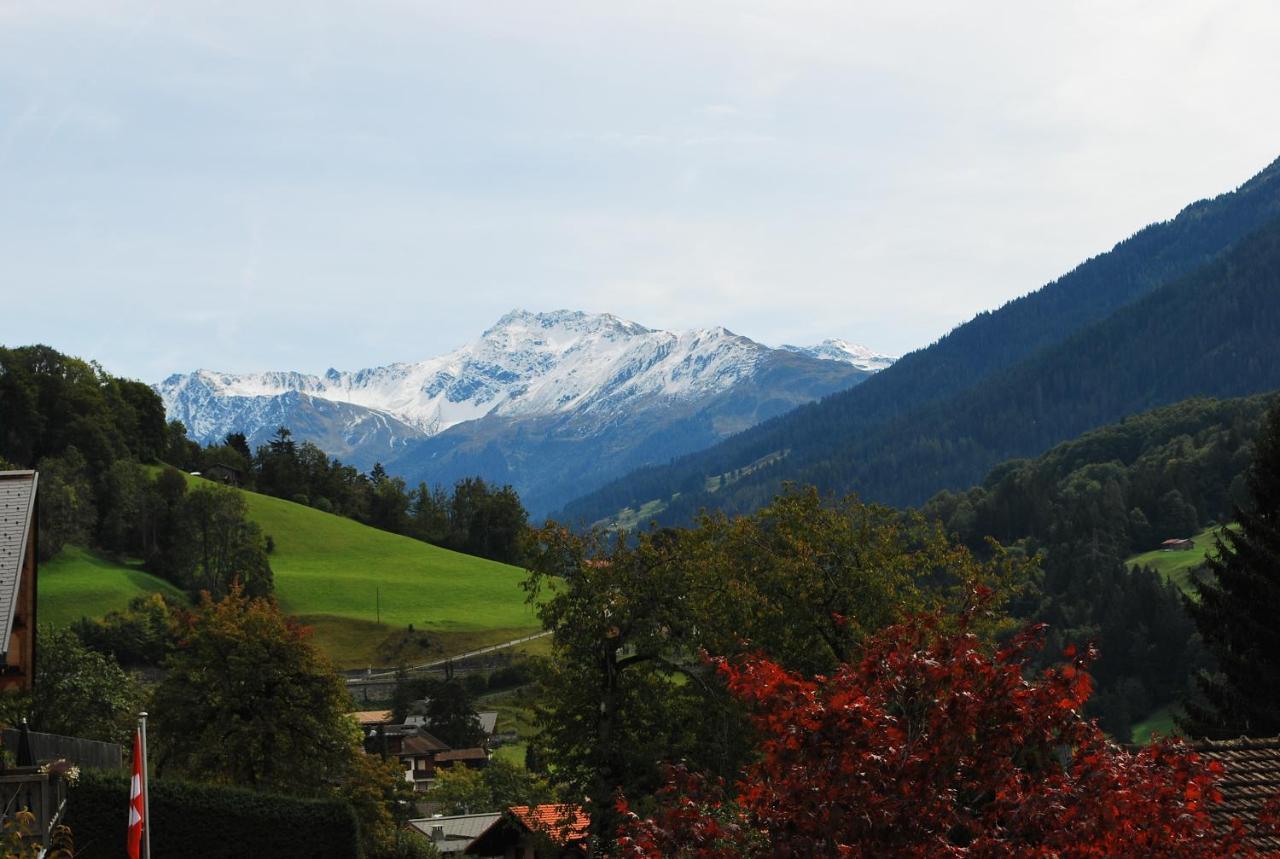 Rooms With Private Bathrooms Saas im Prattigau Exterior foto