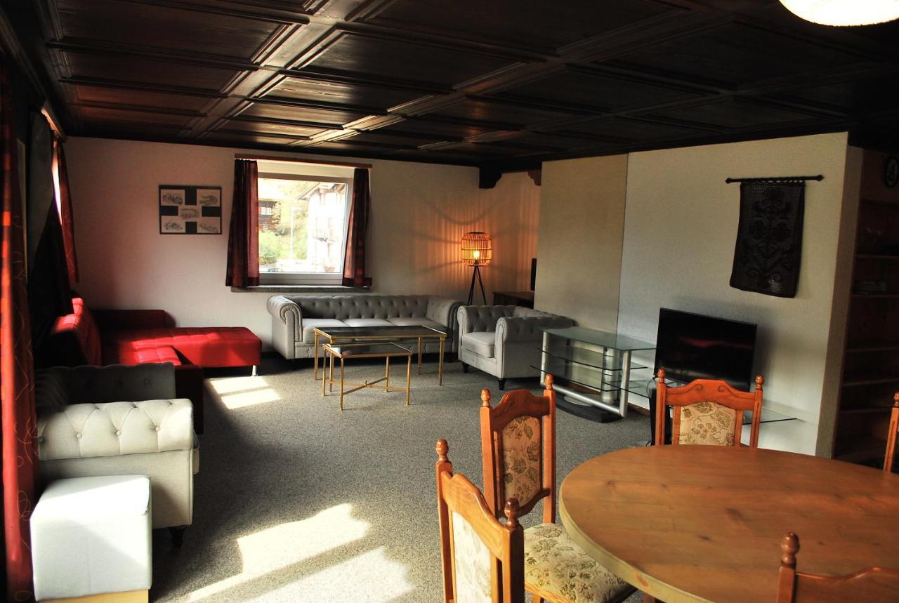 Rooms With Private Bathrooms Saas im Prattigau Exterior foto